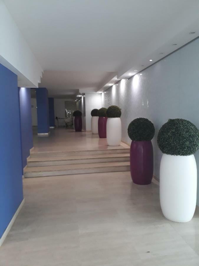 Apartment Riviera Palace Giulianova: Beachfront In Location *